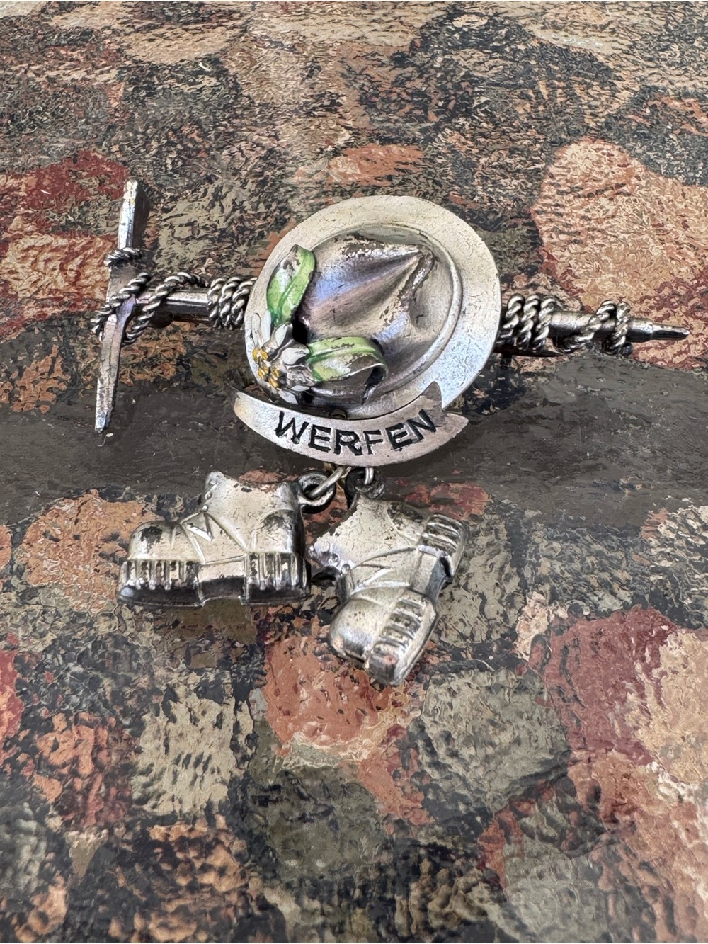 Alpine Boot Edelweiss Brooch Pickaxe Hiking Souvenir Pin Vintage Werfen Austria